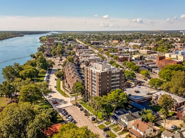 20 Chestnut St #404 & 403, Wyandotte, MI 48192