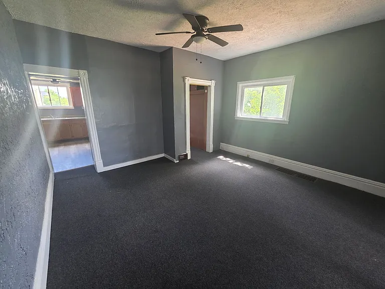 1703 Bailie Ave — Photo 3