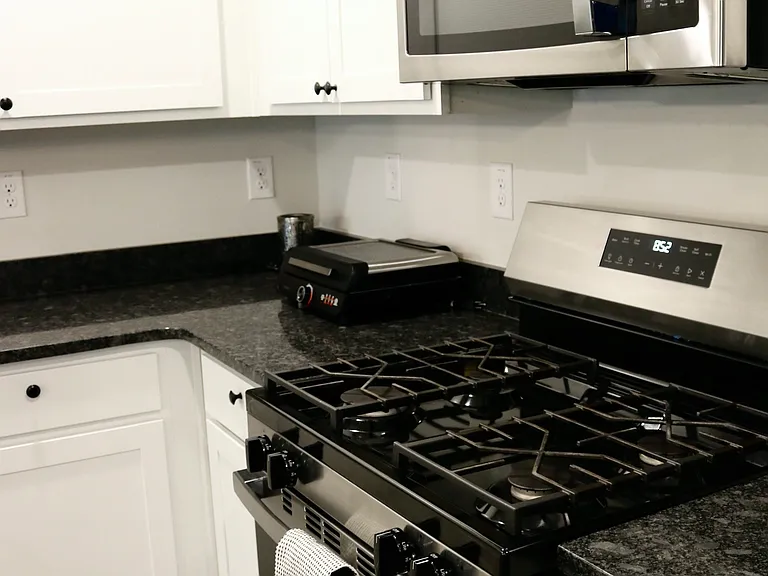 204 River Meadow Dr — Photo 9