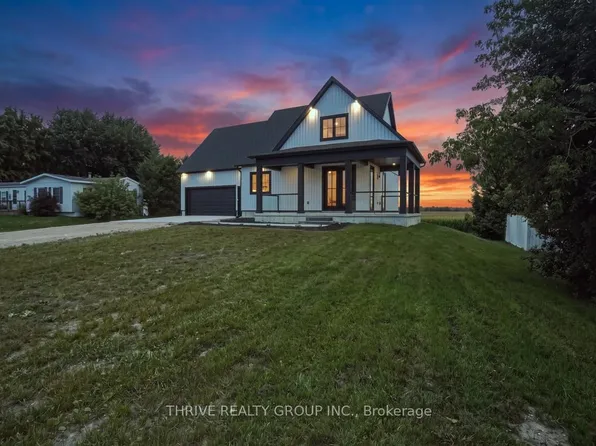 9887 Eric St, Lambton Shores, ON N0M 2N0