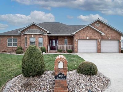 1066 N 10th St, Breese, IL, 62230