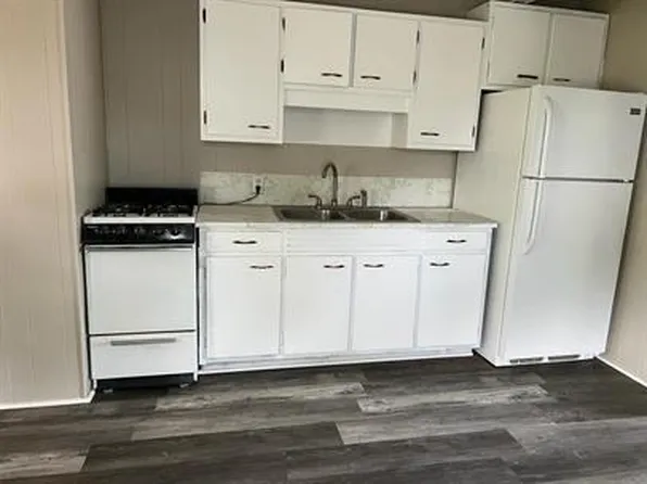 72 Highland St, West Warwick, RI