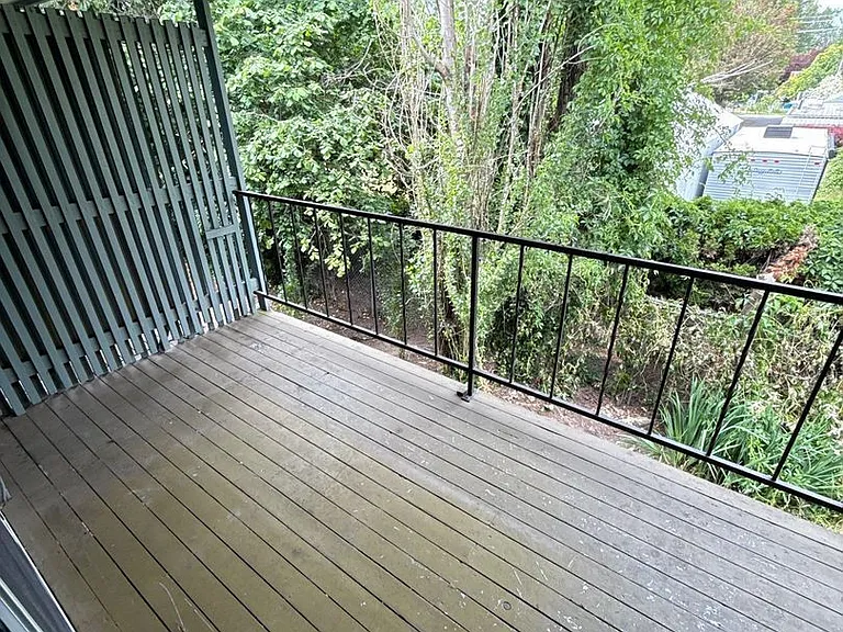 4135 State St #11 — Photo 20