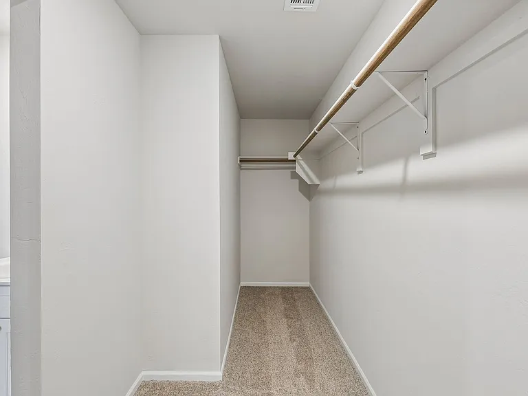 8812 SW 31st Ter — Photo 11
