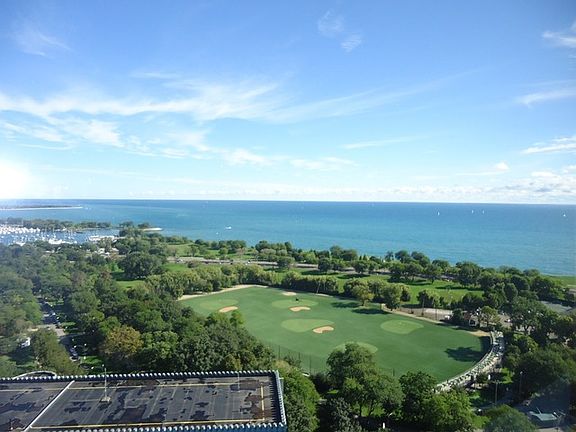 4th image of 2800 N Lake Shore Dr APT 1709