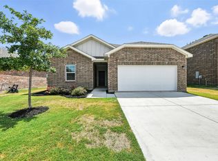 13212 Ridings Dr, Fort Worth, TX 76052