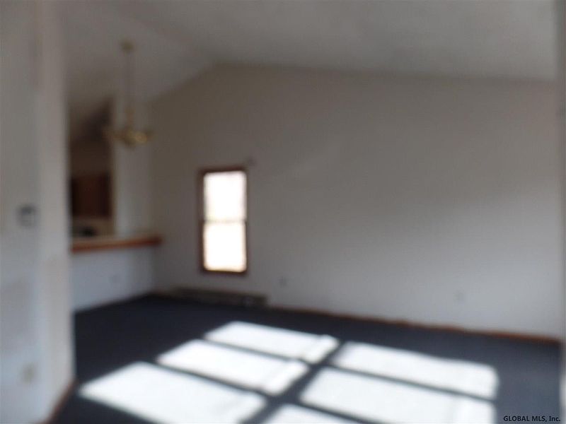 2nd image of 528 TOWNWOOD Drive
