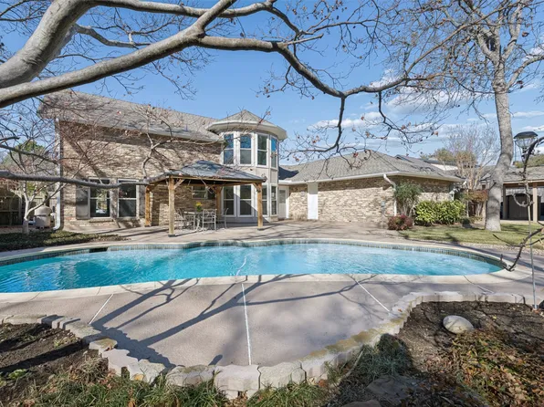 3804 Ashbury Ln, Bedford, TX 76021