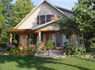N6174 Cattau Beach Dr, Shawano, WI 54166