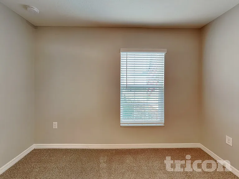 304 Kensington View Dr — Photo 12