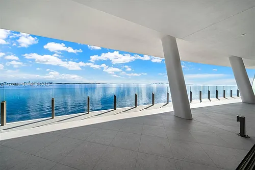 5 Grove Isle Dr Photo 1