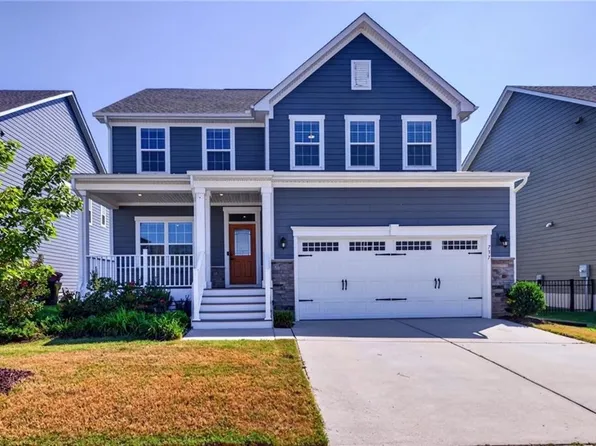 737 Big Bear Ln, Chesapeake, VA 23323