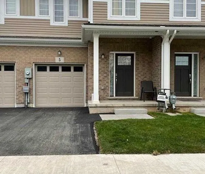 5 Lymburner St — Photo 2