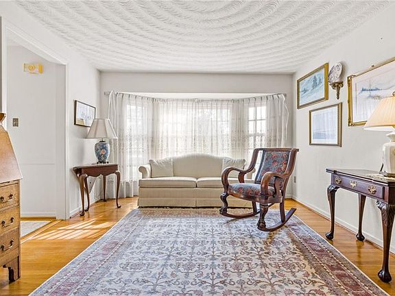 5th image of 4601 Vineyard Ln