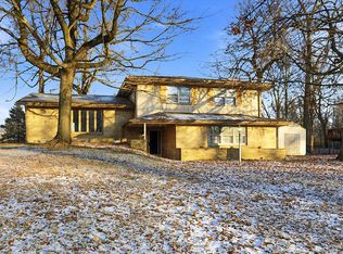 826 Yorkshire Rd, Anderson, IN 46012