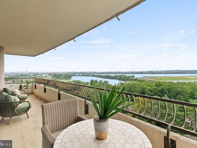 1300 Crystal Dr APT 1102S, Arlington, VA, 22202