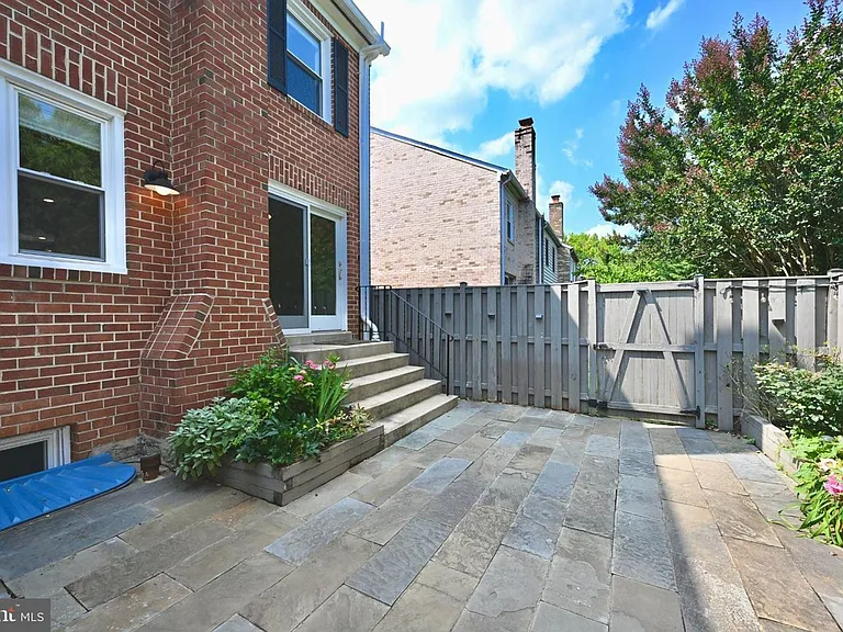 10231 Arizona Cir #51 — Photo 19