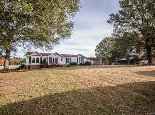 129 Dusty Farm Rd, Mooresville, NC 28115