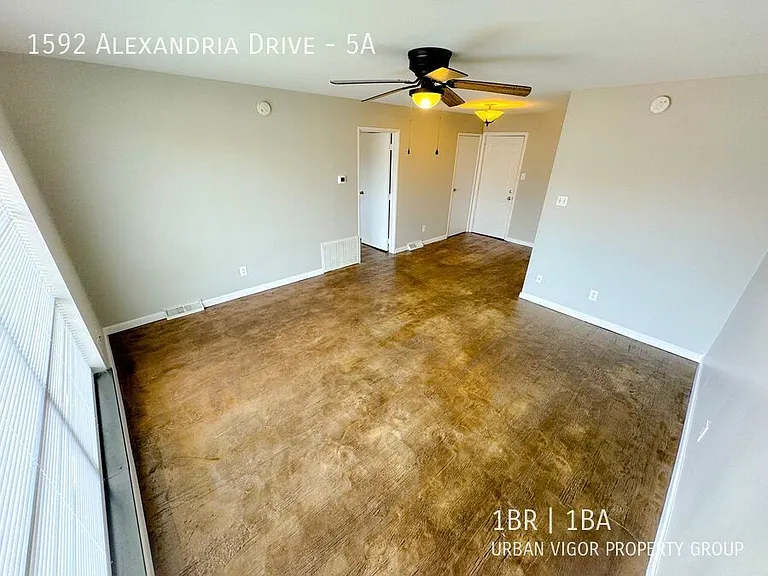 1592 Alexandria Dr #5A — Photo 15