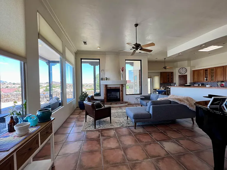 1140 Portico Trl — Photo 2