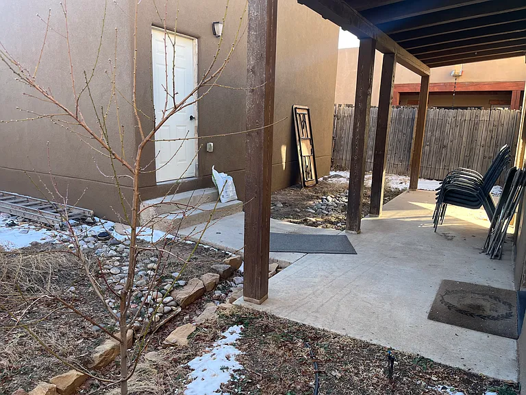 4 New Village Ave — Photo 4