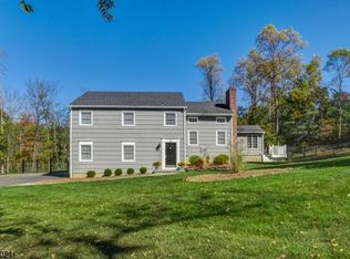 25 Valley View Rd, Warren, NJ 07059