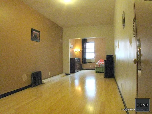 Rented by Bond New York | media 6