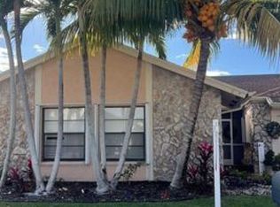 21023 Rustlewood Ave, Boca Raton, FL 33428