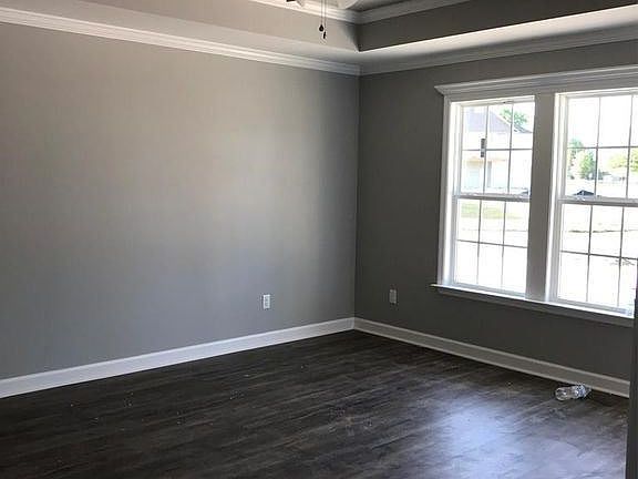 3rd image of 4105 Barrington Dr