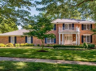 15095 Denwoods Ct, Chesterfield, MO