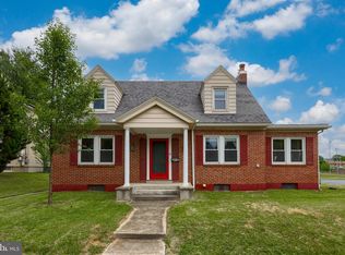 413 Cocoa Ave, Hershey, PA 17033
