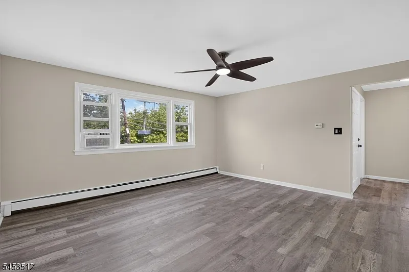 2 bed, 1.0 bath, $2,600 — Photo 3