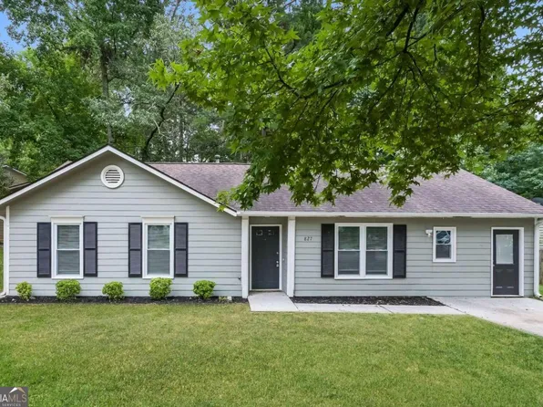 827 Greenhedge Way, Stone Mountain, GA 30088
