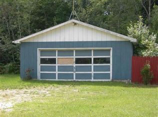 9393 E Young Rd, Branch, MI 49402