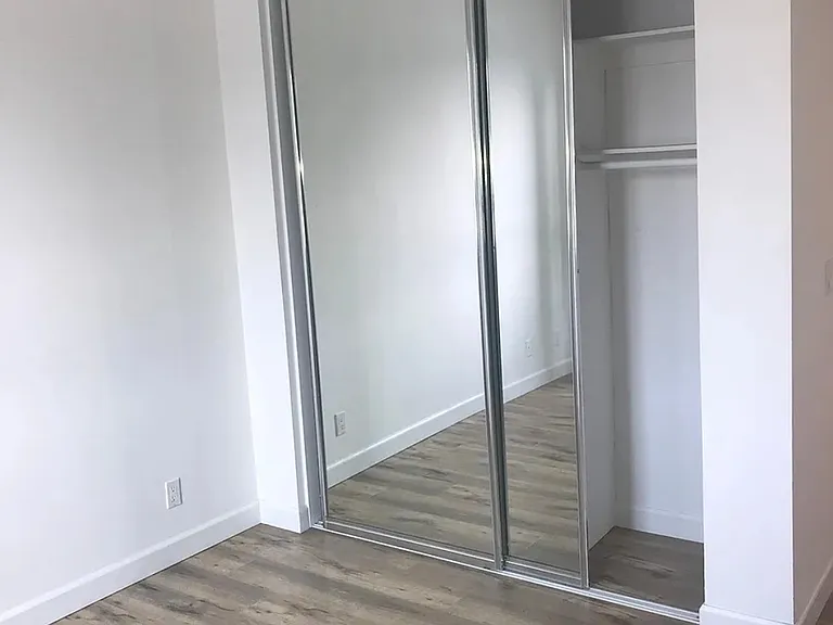 1130 Rexford Dr #4 — Photo 6
