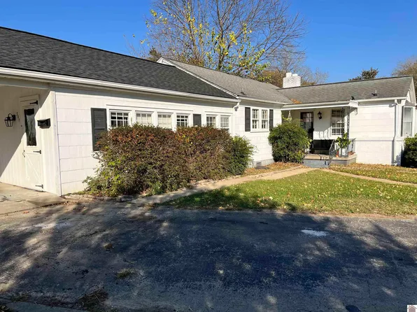 307 E 14th St, Benton, KY 42025