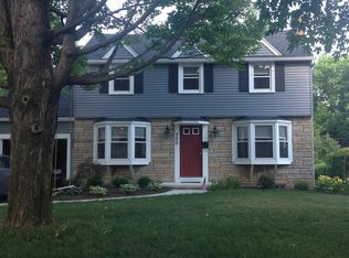 200 Rhinecliff Dr, Rochester, NY 14618