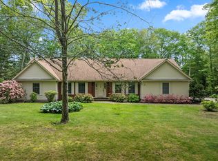 9 William Bradford Rd, Dartmouth, MA 02747