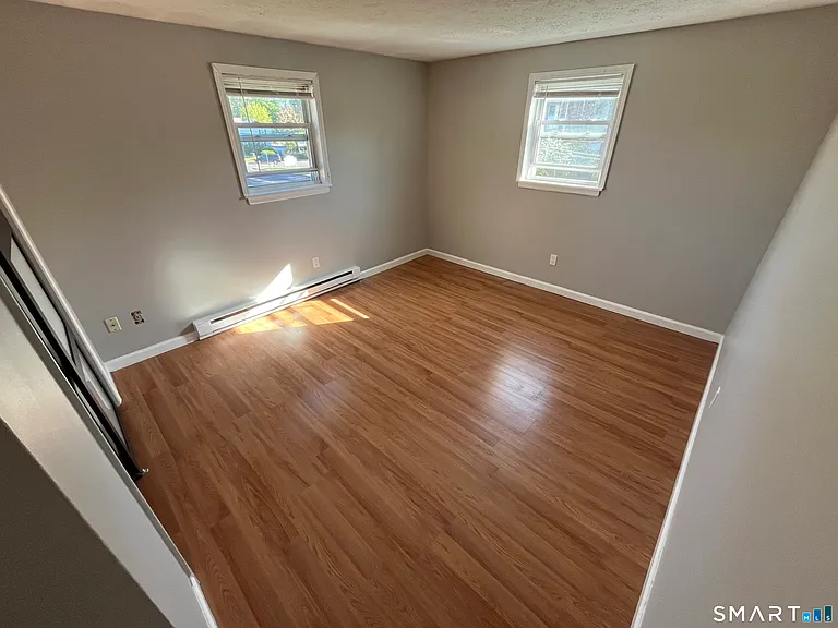 322 Emmett St — Photo 8