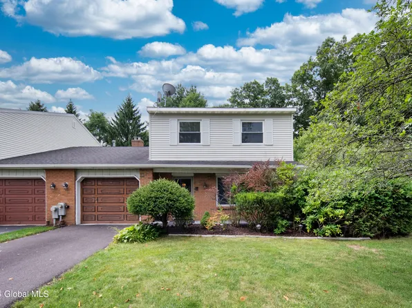 14 Olympian Drive, Slingerlands, NY 12159