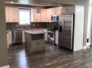 26 Chapel Rd, Mattapoisett, MA 02739