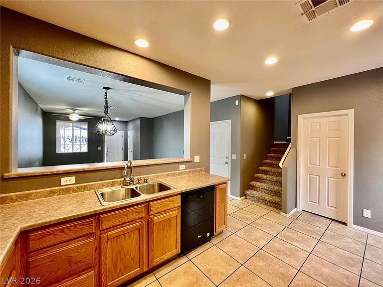 8123 Serene Isle Ct — Photo 7