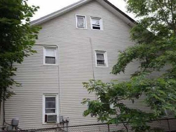 4th image of 38 Elm Ave