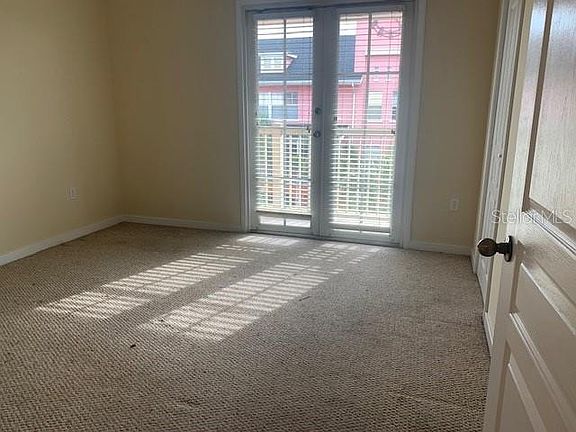 5th image of 606 Market St APT 340