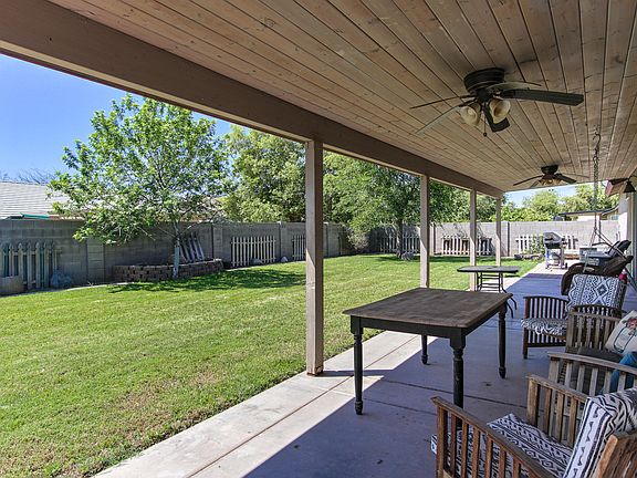 5th image of 3609 E Sandwick Dr