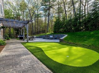 97 Fox Run Rd, Bolton, MA 01740