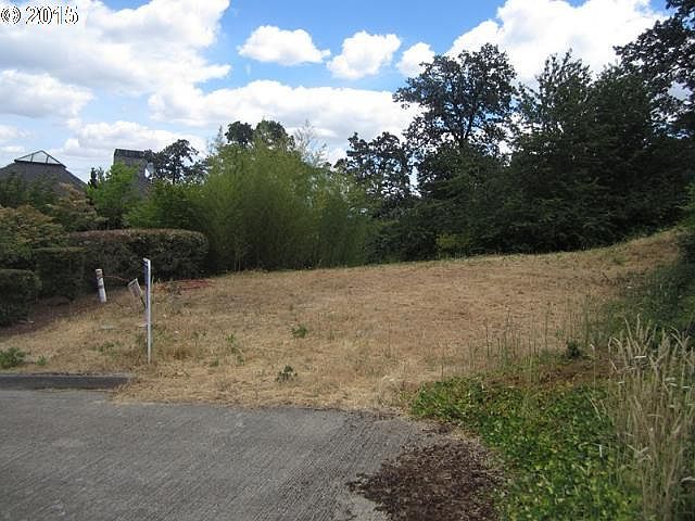 1st image of 2417 Crestmont Cir S