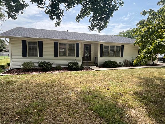 2nd image of 1220 Tyler Street