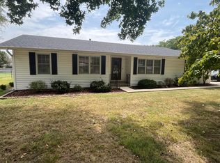 1220 Tyler Street, Aurora, MO 65605