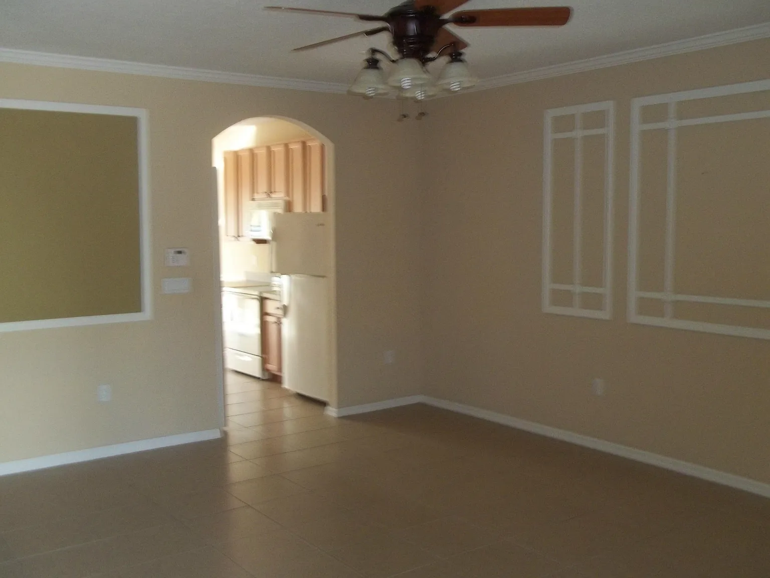 2 bed, 2.5 bath, 1350 sqft, $2,000 — Photo 3